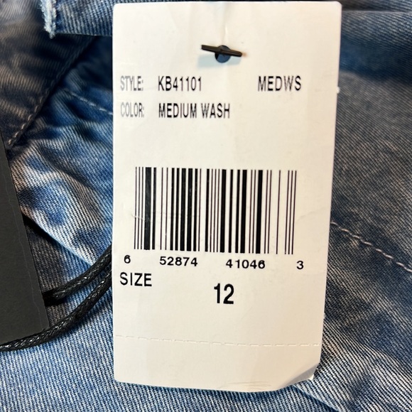 Kut from the Kloth Trouser Medium Blue Slit hem Jean - Picture 8 of 10